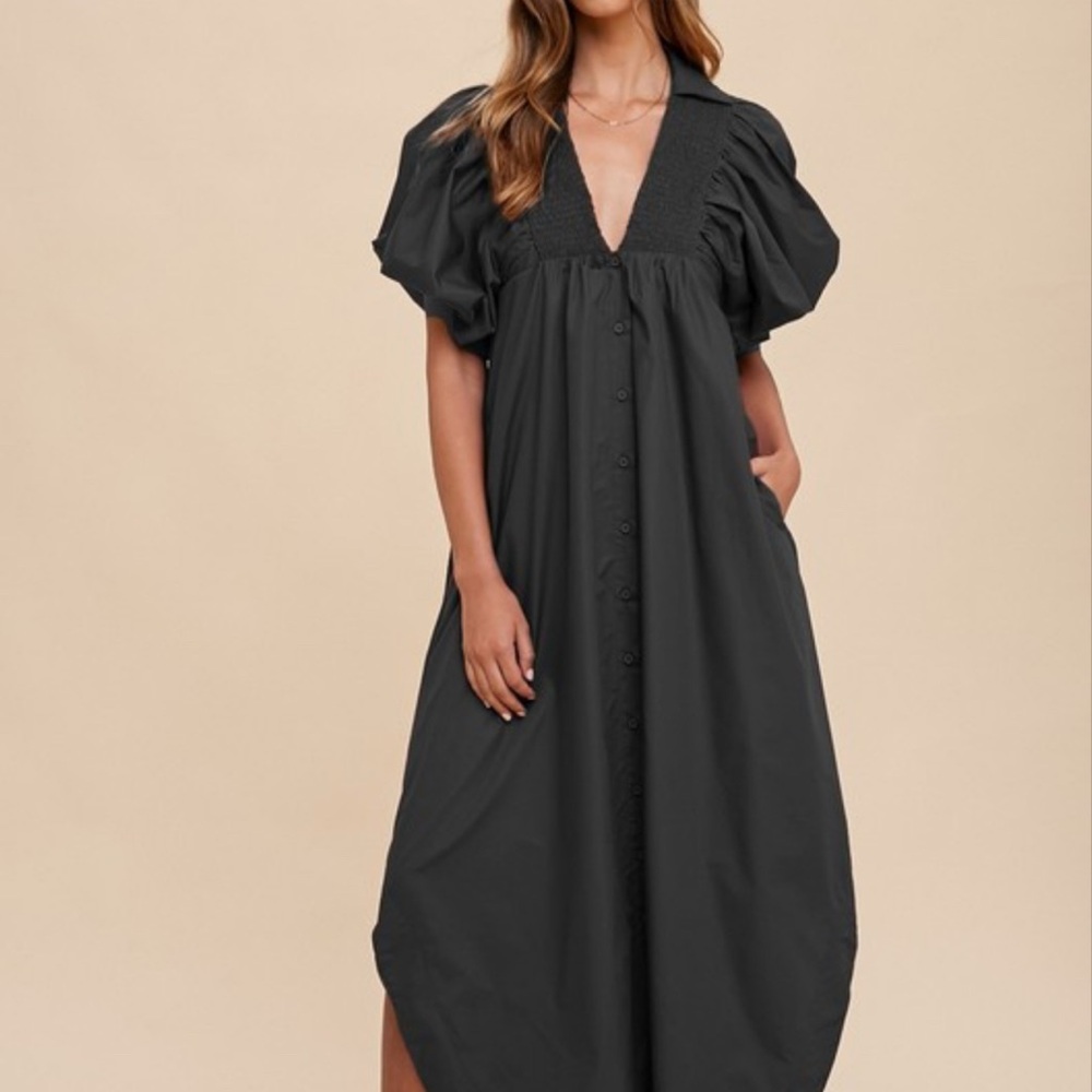 Chic Black Midi Dress with Puff Sleeves